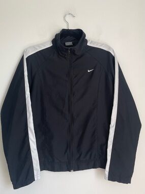 Nike Black/White Windbreaker Full Zip Size M Athletic Retro Outdoor